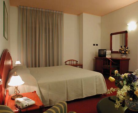 Best Western Palace Hotel Helios Syrakuzy Zewnętrze zdjęcie